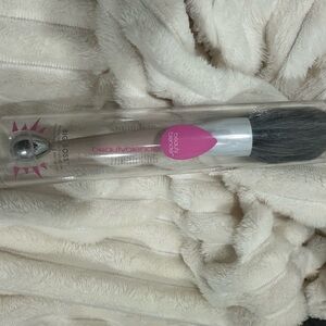 Beautyblender Big Boss Brush
